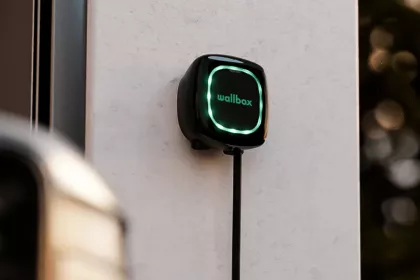 Bigger view of Voorzieningen elektrische laadpalen als groene en slimme laadoplossing voor bedrijven en particulieren_ETS elektro